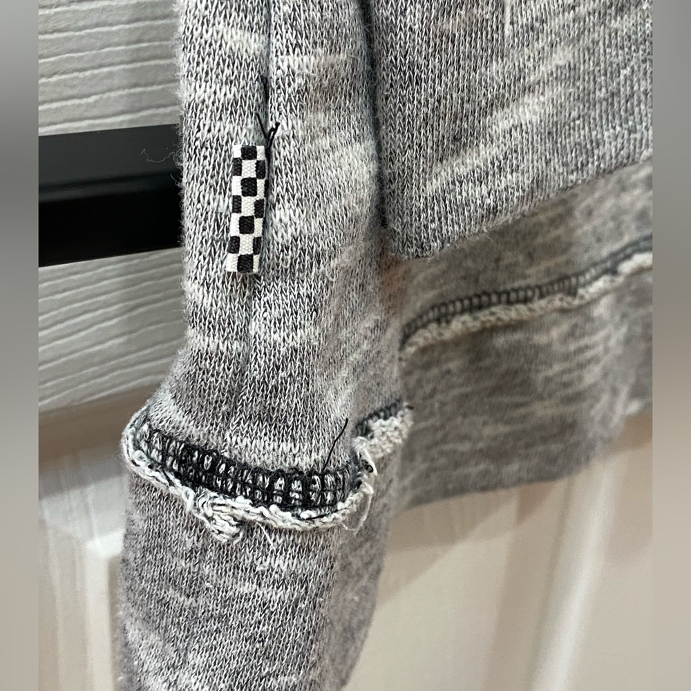 Vans Gray Lightweight Performance Pull Over Hoodie - image 5